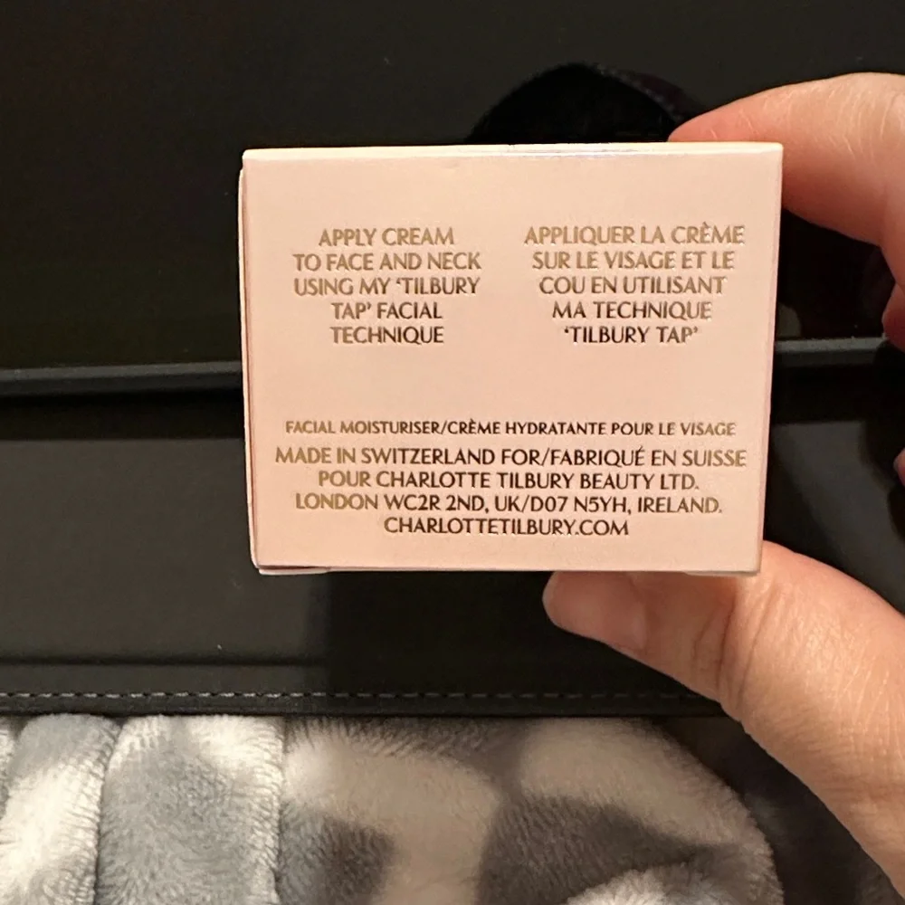 Charlotte Tilbury Skincare Cream in Pink Box